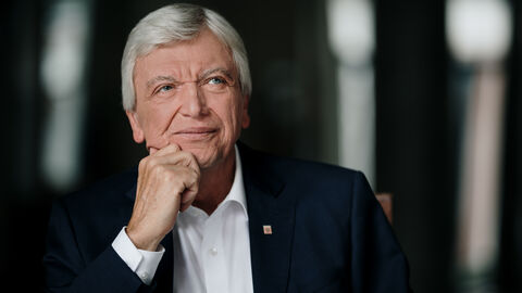 Ministerpräsident Bouffier im Interview Ministerpräsident Bouffier im Interview