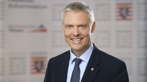 Staatssekretär Dr. Manuel Lösel Staatssekretär Dr. Manuel Lösel